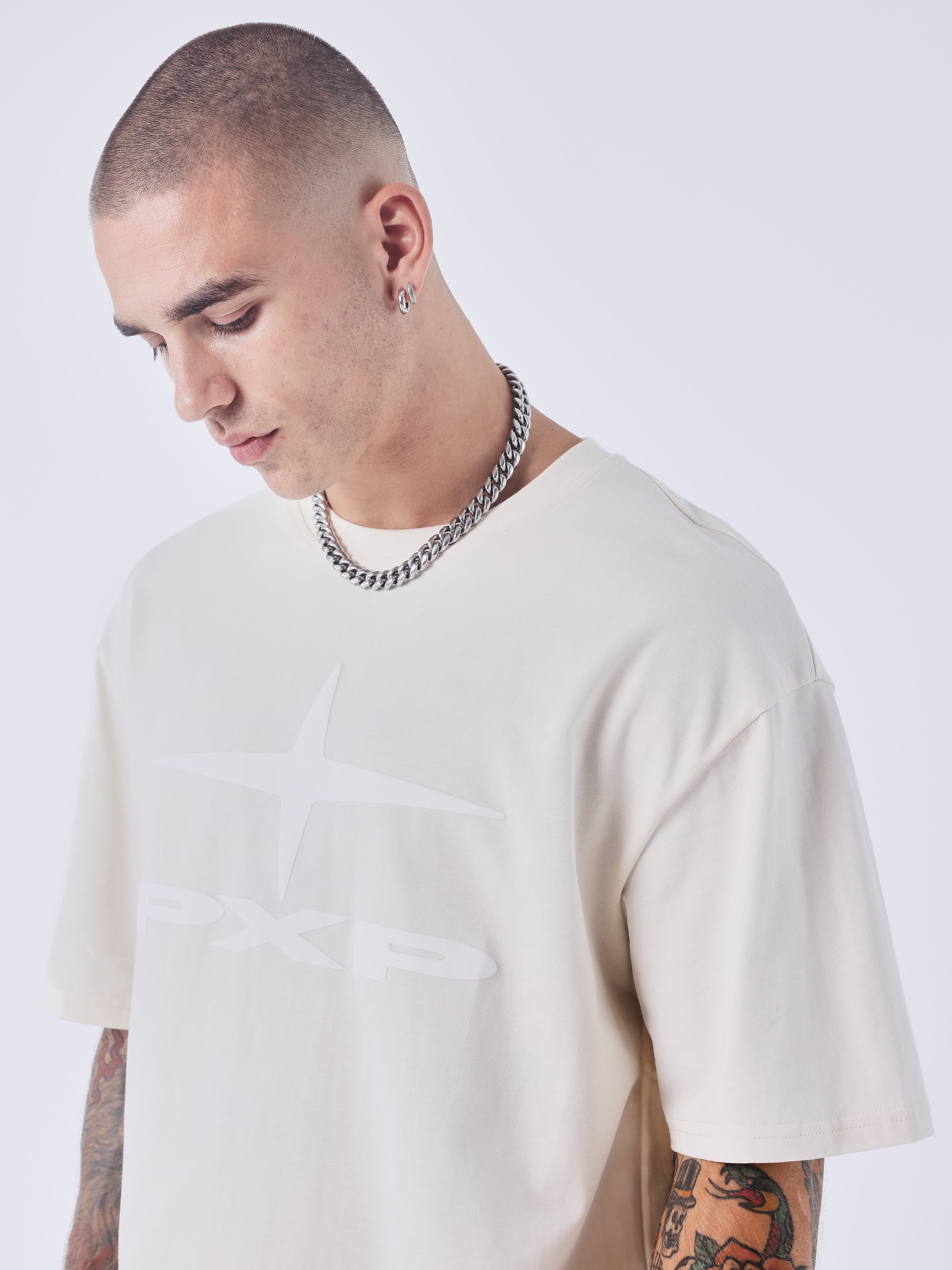 Camiseta Essentials